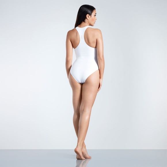 One piece swimwear - Picture 4 of 6